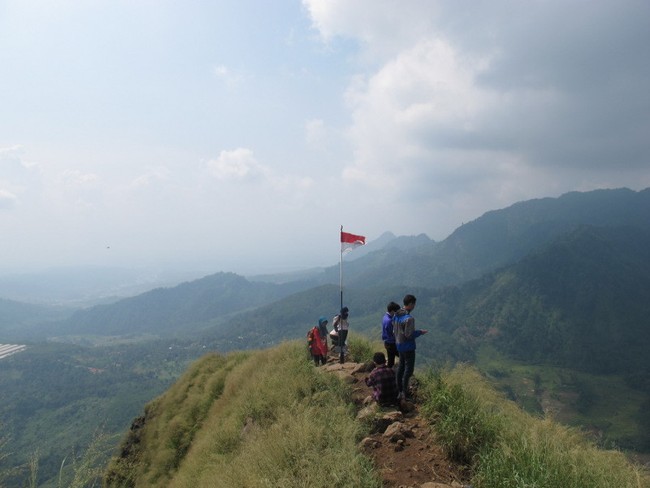 Tips Foto Seru di Gunung Tanpa Cari Bahaya