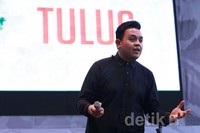 Tak hanya itu, rencananya Tulus juga akan tampil selama tiga hari di Singapura untuk menghadiri acara Music Matter Live yang digelar mulai 20 sampai 24 Mei 2015.