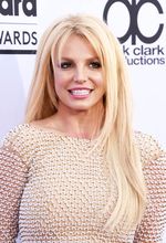 Britney Spears Tampil Sopan di Billboard Awards 2015