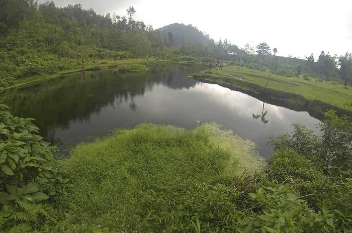 Ternyata Ada Telaga Seindah Ini di Karanganyar