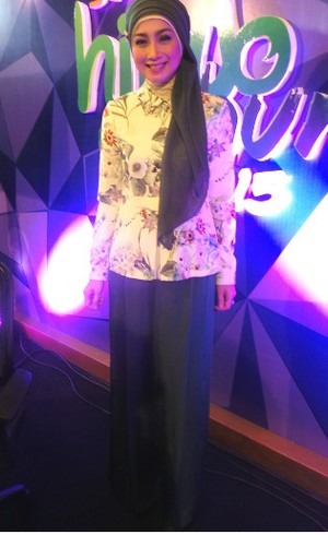 Desy Ratnasari, Juri Sunsilk Hijab Hunt 2015 yang Tak Pelit Masukan