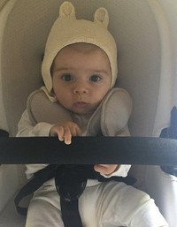 Kelucuan Anak-anak Seleb Hollywood, Putri Cindy Crawford Makin Cantik