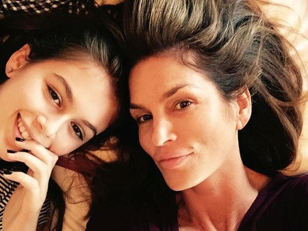 Kelucuan Anak-anak Seleb Hollywood, Putri Cindy Crawford Makin Cantik