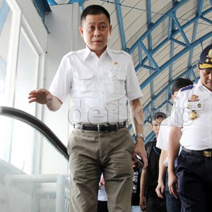 Menhub Jonan Berani Adu Pelayanan Pelabuhan dan Bandara Kemenhub dan BUMN