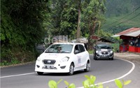 Deretan mobil Datsun GO+ Panca yang siap jelajah Indonesia.