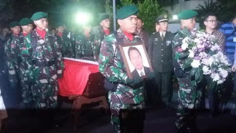 Jokowi dan JK Melayat Jenazah Dubes Burhan di Kemlu