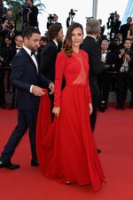 Anggun dan Seksi, Parade Artis di Festival Film Cannes Hari Ke-6