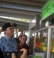 Saat Ahok Dicurhati Pedagang Soal Pintu Monas dan Janji Bantuan Rp 5 Juta