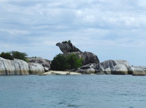 5 Destinasi Wajib Untuk Island Hopping di Belitung