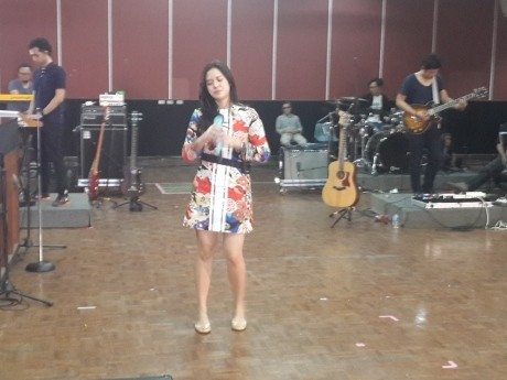 Mengintip Latihan Terakhir Konser Raisa