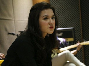 Raisa Siap Nostalgia Masa Kecil di Konser Tunggal