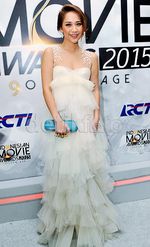 Yuki Kato Makin Cantik, Aura Kasih dan Glenn Mesra Gandengan Tangan