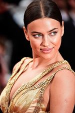 Keseksian Irina Shayk Bikin Bradley Cooper Kelepek-kelepek