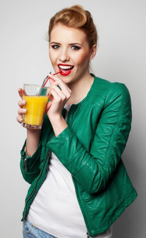 Minum Jus untuk Detoks, Benar Efektif atau Hanya Mitos?