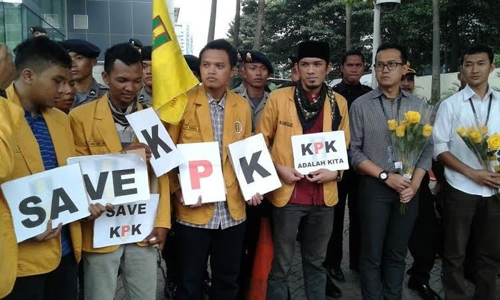 Membandingkan Pansel KPK 2011 dan 2015