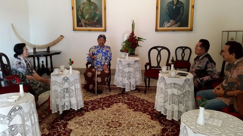 Sultan Sebut Sabda Raja Wangsit Leluhur, Adik: Kami Sulit Percaya Itu Sultan Sebut Sabda Raja Wangsit Leluhur, Adik: Kami Sulit Percaya Itu
