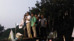 Orasi Bersama Mahasiswa, Luhut: Presiden Jokowi akan Temui Kalian Senin