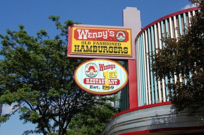 Inilah 10 Fakta Unik Seputar Pemilik hingga Iklan Wendys yang Populer (2)