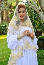 Keseksian Irina Shayk Bikin Kelepek-kelepek, Cita Citata Berkerudung