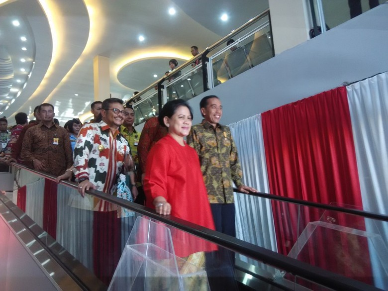 <I>Groundbreaking</I> Pelabuhan Baru Makassar, Jokowi: Kita Harus Kembali ke Laut <I>Groundbreaking</I> Pelabuhan Baru Makassar, Jokowi: Kita Harus Kembali ke Laut