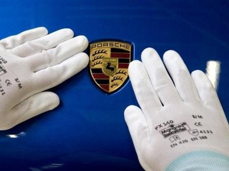 Daftarkan Nama Merek GT5, Porsche Siapkan Model Dahsyat Baru?