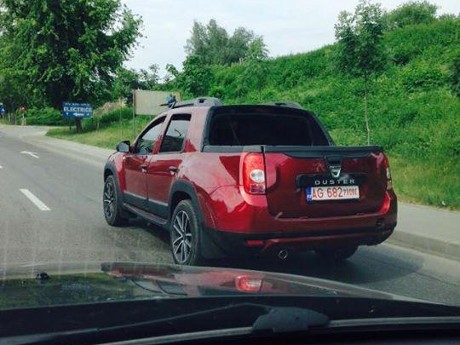 Inikah Pikap Kabin Ganda Renault Dacia Duster?
