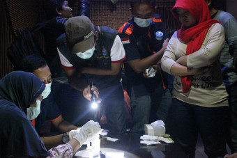 Razia Narkoba, BNNP Jateng Malah Temukan Pasangan Mesum di Toilet