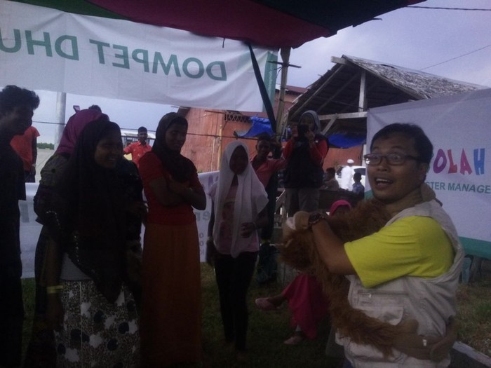 Terkendala Bahasa, Begini Cara Pendongeng Menghibur Imigran Rohingya