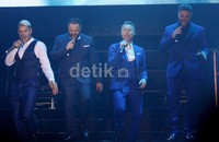 Koor membahana yang membuat suasana Istora Senayan 'hidup'. Akew/detikHOT.