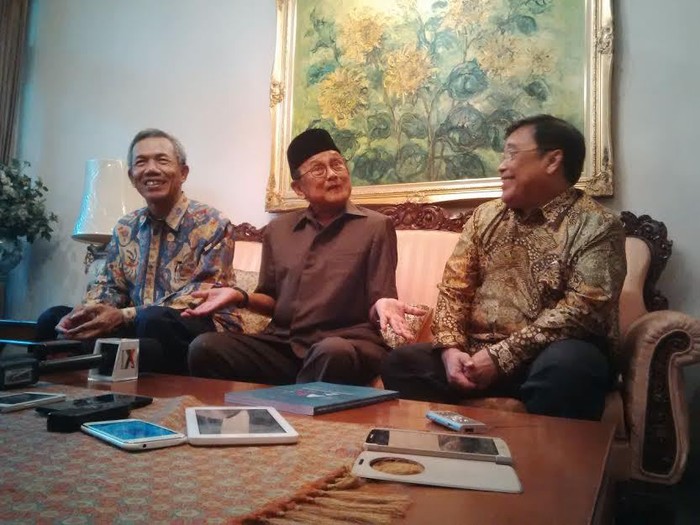 Habibie Ajak Para Ilmuwan Muda Bergabung dengan Orang-orang Hebat di AIPI