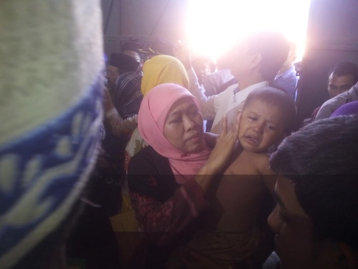 Kunjungi Imigran di Langsa Aceh, Mensos Disambut Tangis Bayi