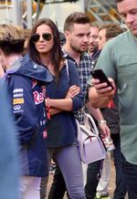 Liam Payne dan Pacar Kompak Tampil Kasual