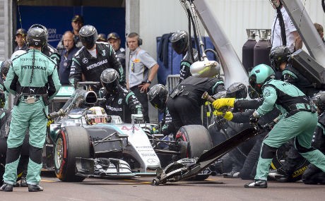Hamilton Gagal Juara di Monako, Mercedes Akui Salah Perhitungan