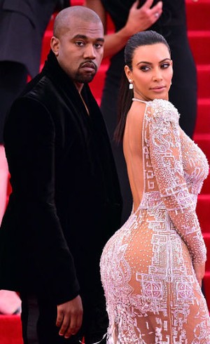 Kim Kardashian Nangis Saat Lemarinya Di-makeover Kanye West Pertamakali