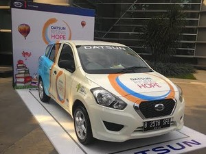 Datsun Bagikan Ribuan Buku kepada Yayasan 1001buku