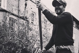 Begini Gaya Liburan Santai ala David Beckham & Keluarga