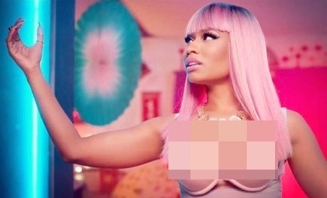 Protes Soal Video Klip Barunya, Fans Ini di Block Nicki Minaj