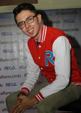 Rega Akhirnya Pamer Lagu Debut Takkan Lagi