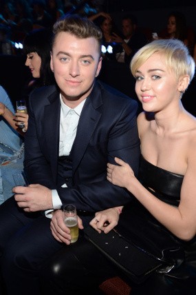 Para Seleb Dunia Dukung Pernikahan Sesama Jenis di Irlandia