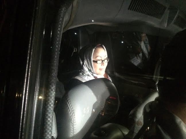 Ditanya Soal Kemungkinan Ajukan Praperadilan, Ratu Atut: Doakan Saja