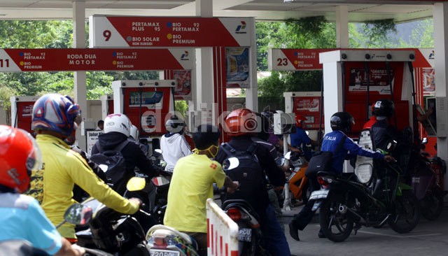 Harga Bensin Shell Naik, Dirut Pertamina: Pertamax Belum