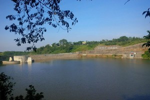 Waduk Jatibarang & Gua Kreo, Destinasi Hits di Semarang
