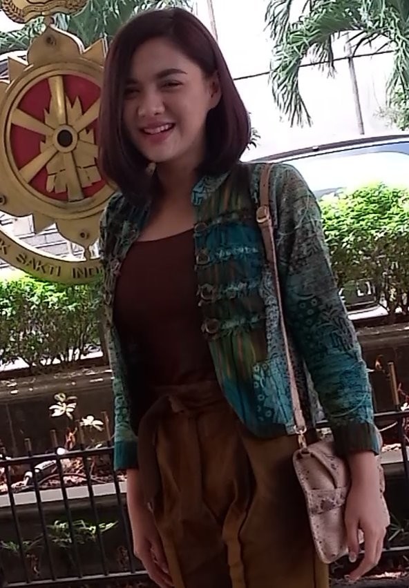 Keluhkan Pembajakan, Vicky Shu Konsultasi ke Polisi