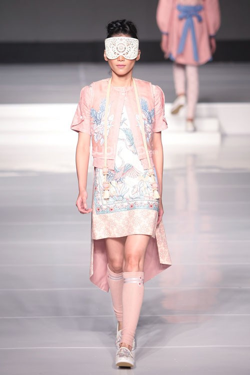 Danny Satriadi Kain Negeri Jakarta Fashion & Food Festival 2015 at Ballroom Harris Hotel. Kelapa Gading. Jakarta. [Foto: Mohammad Abduh/Wolipop]