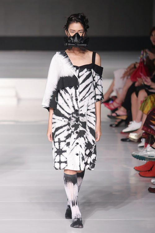 Tri Handoko Kain Negeri Jakarta Fashion & Food Festival 2015 at Ballroom Harris Hotel. Kelapa Gading. Jakarta. [Foto: Mohammad Abduh/Wolipop]