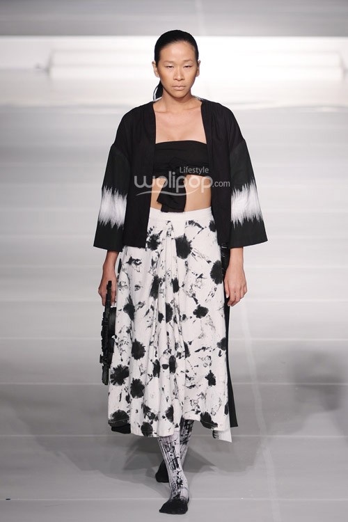 Tri Handoko Kain Negeri Jakarta Fashion & Food Festival 2015 at Ballroom Harris Hotel. Kelapa Gading. Jakarta. [Foto: Mohammad Abduh/Wolipop]