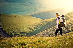 Perempuan Naik Gunung Saat Haid, Bolehkah?