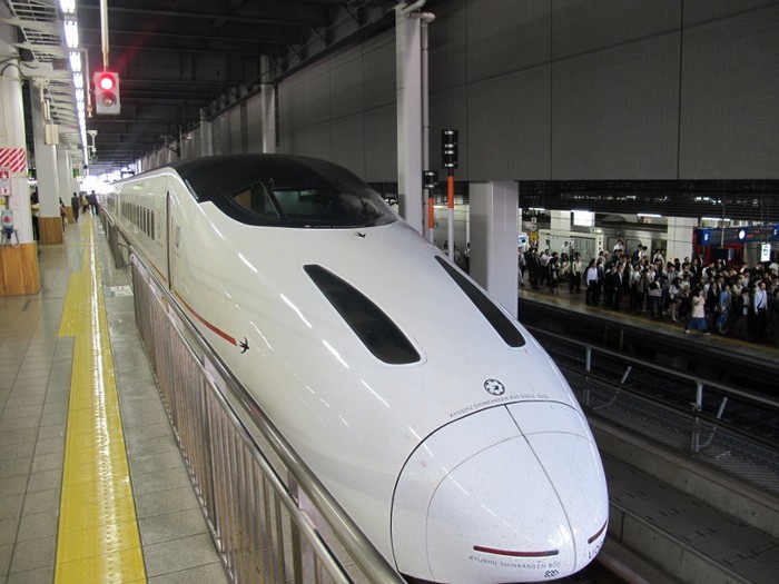 Begini Rasanya Naik Kereta Super Cepat Shinkansen