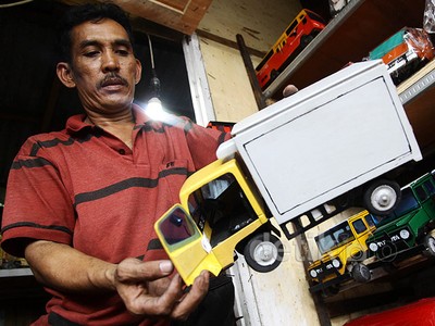 Mainan Kayu Tetap Eksis Ditengah Gempuran Mainan Impor