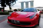Pengguna Ferrari Keliling Singapura